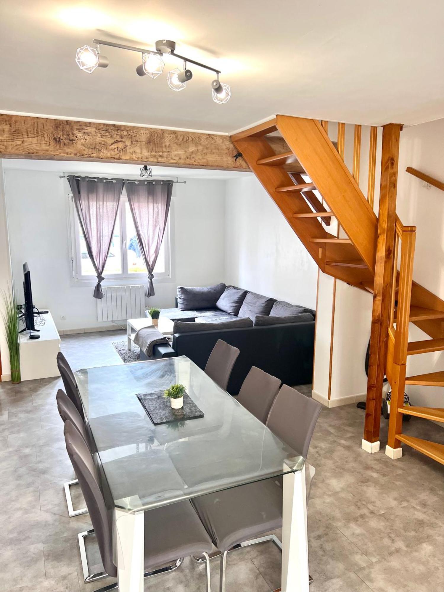 Locathome Grand Fort Philippe Bagian luar foto