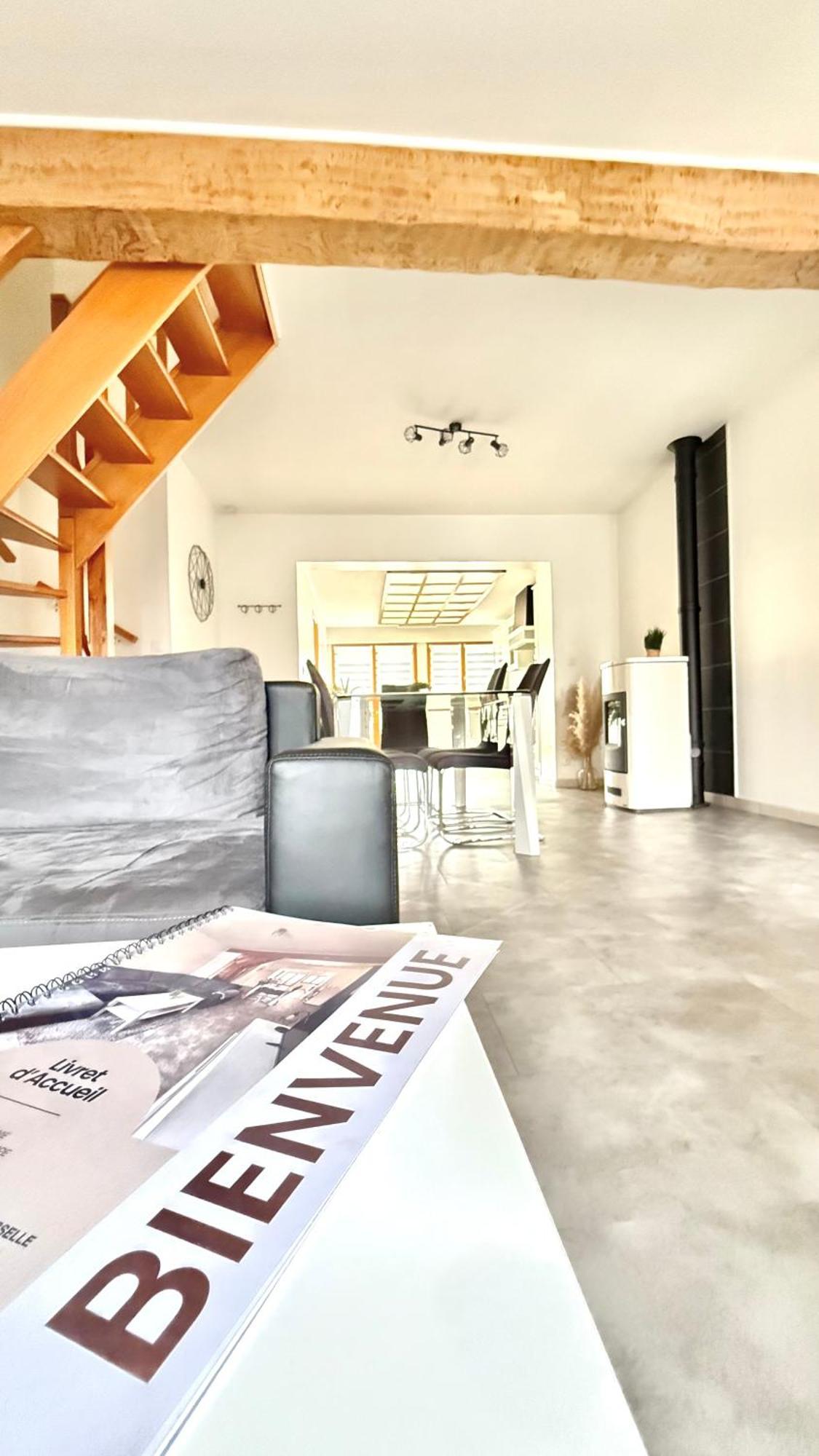 Locathome Grand Fort Philippe Bagian luar foto