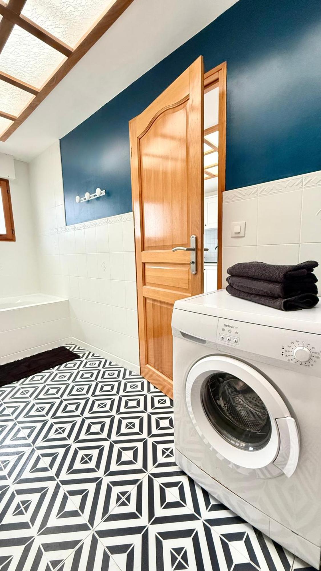 Locathome Grand Fort Philippe Bagian luar foto